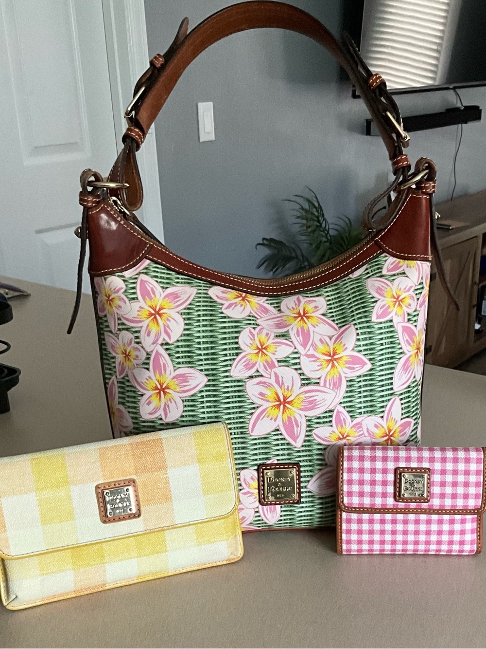 ***DROPPING SOON*** Dooney & Bourke Plumeria Hobo matching wallet